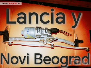 polovni delovi  Lancia y 2003/2011 motor brisaca sa polugama