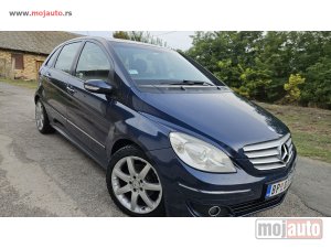 Glavna slika - Mercedes B 200   - MojAuto