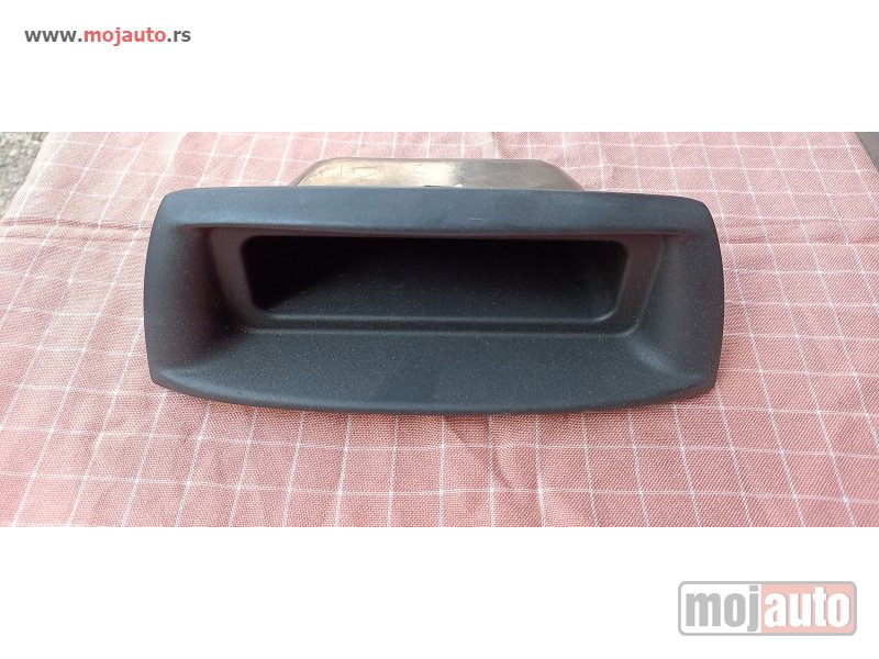 Glavna slika -  Fiat Punto- blenda za radio - MojAuto