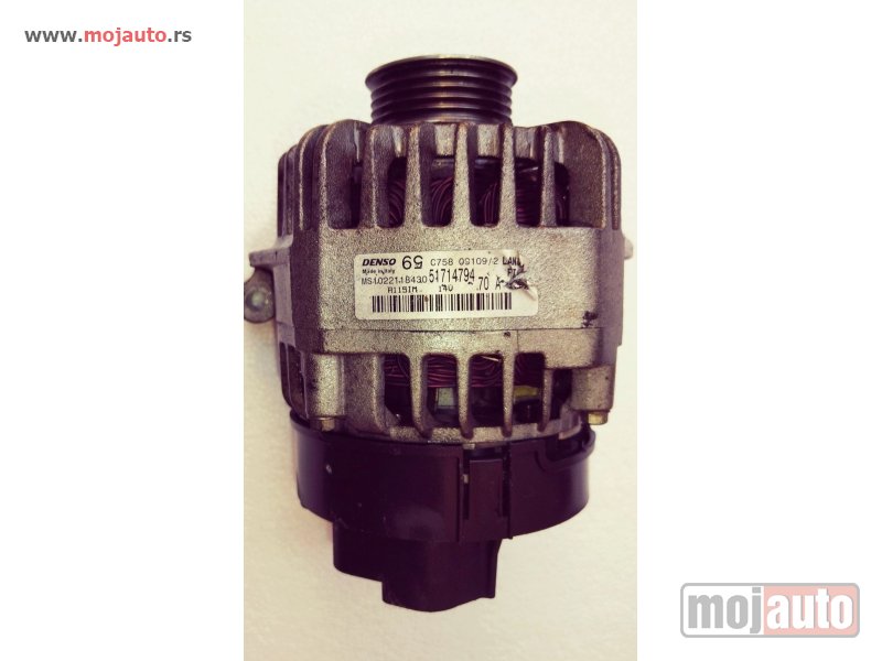 Glavna slika -  Lancia y alternator - MojAuto