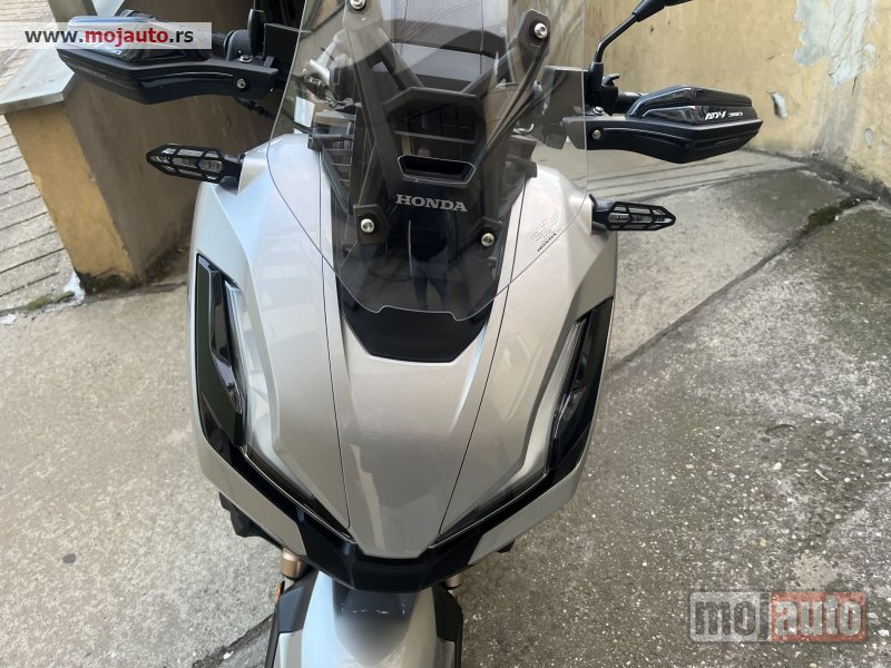 Glavna slika - Honda ADV 350 - MojAuto