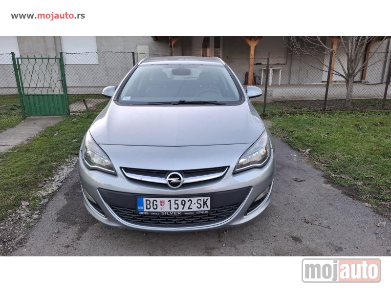 Glavna slika - Opel Astra J 1.6cdti  - MojAuto
