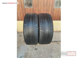 Glavna slika -  3355. Gume BRIDGESTONE 20-ice, ZIMSKE 235/45, Šara 5,1 mm, DOT 2823 - MojAuto