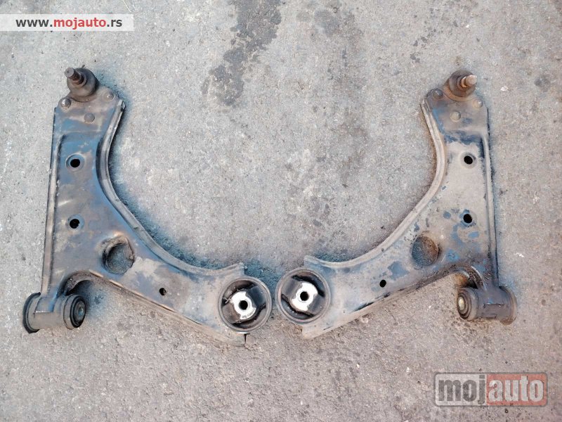 Glavna slika -  Fiat Grande Punto viljuske Originalni delovi  Moguca ugradnja delova  Alfa Romeo 147-156-166-159-GT-MiTo-Giulietta Fiat bravo 2 - croma -grande punto -multipla 2 -punto 3 -stilo-idea Freemont Panda 3 500L 500 Lancia ypsilon-delta-musa-lybra  Ukoliko zelit - MojAuto