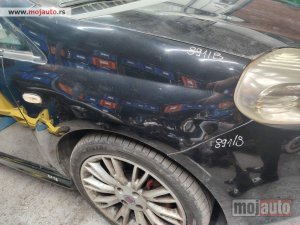 Glavna slika -  Fiat Grande Punto desno krilo kod boje 891 b Originalni delovi  Moguca ugradnja delova  Alfa Romeo 147-156-166-159-GT-MiTo-Giulietta Fiat bravo 2 - croma -grande punto -multipla 2 -punto 3 -stilo-idea Freemont Panda 3 500L 500 Lancia ypsilon-delta-musa-ly - MojAuto