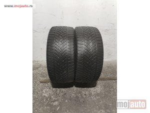 polovni delovi  3365. Gume GOODYEAR 20-ice, ZIMSKE 235/35, Šara 5,5 mm, DOT 0323