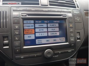 Glavna slika - Ford Focus C_Max GHIA poklon cena  - MojAuto