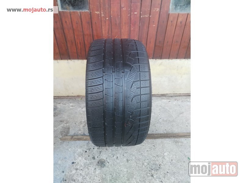 Glavna slika -  3387. Guma PIRELLI 20-ica, ZIMSKA 295/30, Šara 6.3 mm, DOT 3721 - MojAuto