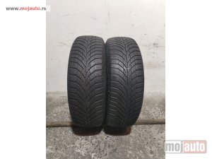 polovni delovi  3433. Gume CONTINENTAL 15-ice, ZIMSKE 195/65, Šara 6,0 mm, DOT 4223