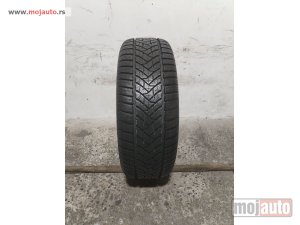 polovni delovi  3316. Guma DUNLOP 17-ica, ZIMSKA 215/55, Šara 9.2 mm, DOT 3524