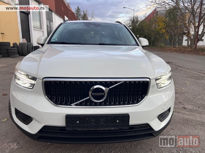 Glavna slika - Volvo XC 40 Momentum PRO Winter  - MojAuto