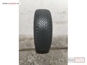 polovni delovi  3324. Guma BRIDGESOTE 16-ica, ZIMSKA 205/55, Šara 6.2 mm, DOT 4420