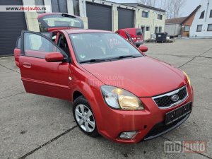 Glavna slika - Kia Rio Salon.sko stanj..e  - MojAuto
