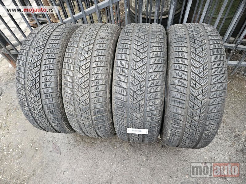 Glavna slika -  235-60-18 Pireli kao nove odlicne m+s - MojAuto