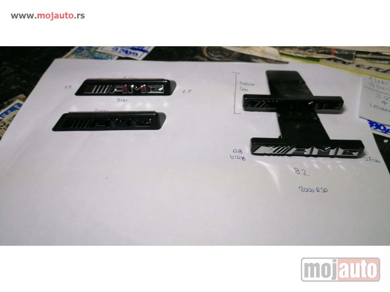 Glavna slika -  Mecedes AMG natpis za grill/4 modela. Samoplepljivi 3m lepak. - MojAuto