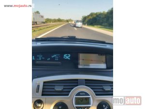 Glavna slika - Renault Scenic stranac  - MojAuto