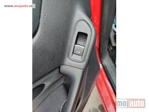 Glavna slika -  Golf 6 prekidaci prozora Originalni delovi  Moguca ugradnja delova  Alfa Romeo 147-156-166-159-GT-MiTo-Giulietta Fiat bravo 2 - croma -grande punto -multipla 2 -punto 3 -stilo-idea Freemont Panda 3 500L 500 Lancia ypsilon-delta-musa-lybra Volkswagen Golf - MojAuto