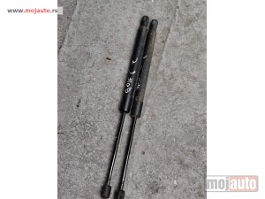 polovni delovi  Golf 6 amortizeri gepeka Originalni delovi  Moguca ugradnja delova  Alfa Romeo 147-156-166-159-GT-MiTo-Giulietta Fiat bravo 2 - croma -grande punto -multipla 2 -punto 3 -stilo-idea Freemont Panda 3 500L 500 Lancia ypsilon-delta-musa-lybra Volkswagen Golf
