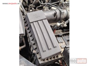 polovni delovi  Golf 6 kućište filtera vazduha 2.0 TDI Originalni delovi  Moguca ugradnja delova  Alfa Romeo 147-156-166-159-GT-MiTo-Giulietta Fiat bravo 2 - croma -grande punto -multipla 2 -punto 3 -stilo-idea Freemont Panda 3 500L 500 Lancia ypsilon-delta-musa-lybra Vo