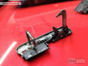 polovni delovi  Golf 6 brava haube  Originalni delovi&nbsp; Moguca ugradnja delova  Alfa Romeo 147-156-166-159-GT-MiTo-Giulietta Fiat bravo 2 - croma -grande punto -multipla 2 -punto 3 -stilo-idea Freemont Panda 3 500L 500 Lancia ypsilon-delta-musa-lybra Volkswagen Golf