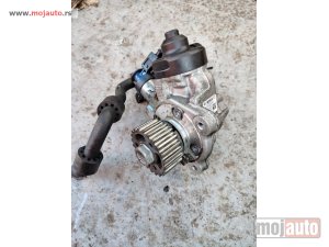 Glavna slika -  Golf 6 pumpa visokog pritiska 2.0 TDI 140 KS Originalni delovi  Moguca ugradnja delova  Alfa Romeo 147-156-166-159-GT-MiTo-Giulietta Fiat bravo 2 - croma -grande punto -multipla 2 -punto 3 -stilo-idea Freemont Panda 3 500L 500 Lancia ypsilon-delta-musa-ly - MojAuto