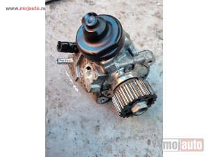 Glavna slika -  Golf 6 2.0 TDI 140 KS pumpa visokog pritiska Originalni delovi  Moguca ugradnja delova  Alfa Romeo 147-156-166-159-GT-MiTo-Giulietta Fiat bravo 2 - croma -grande punto -multipla 2 -punto 3 -stilo-idea Freemont Panda 3 500L 500 Lancia ypsilon-delta-musa-ly - MojAuto