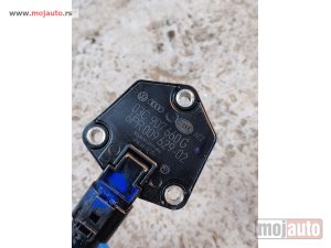 Glavna slika -  Golf 6 senzor pritiska ulja u karteru Originalni delovi  Moguca ugradnja delova  Alfa Romeo 147-156-166-159-GT-MiTo-Giulietta Fiat bravo 2 - croma -grande punto -multipla 2 -punto 3 -stilo-idea Freemont Panda 3 500L 500 Lancia ypsilon-delta-musa-lybra Vol - MojAuto