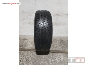 polovni delovi  3276. Guma BARUM 16-ica, ZIMSKA 205/55, Šara 6,5 mm