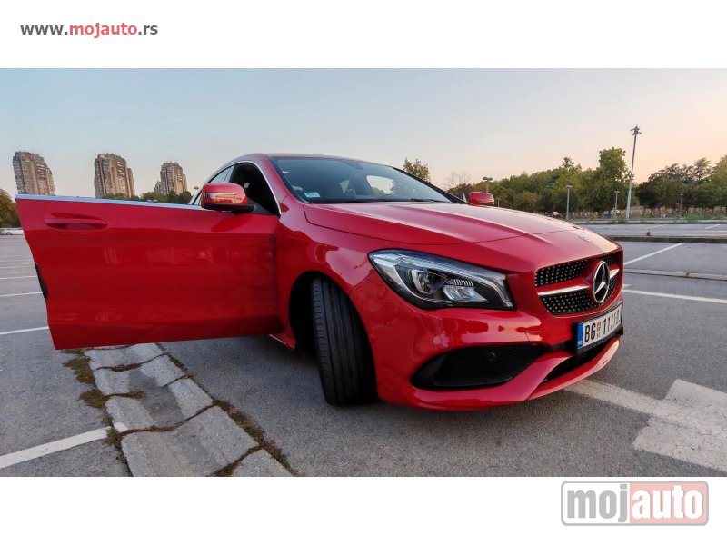 Glavna slika - Mercedes CLA 180 AMG line/automatik  - MojAuto