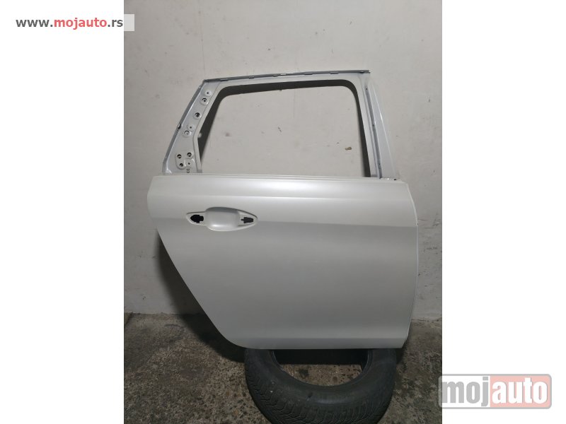 Glavna slika -  Zadnja desna vrata, bela perla Peugeot 308 karavan, 2013-2021.god - MojAuto