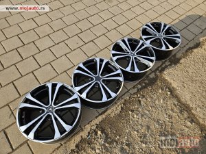 Glavna slika -  AluFelne 17Coli 5x112 Volkswagen Audi Skoda Mercedes kao nove - MojAuto
