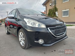 Glavna slika - Peugeot 208 1.2B STYLE KAO NOV  - MojAuto