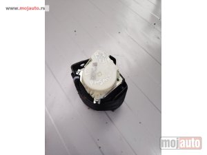 Glavna slika -  Pasat b7 zadnji levi pojas Originalni delovi  Moguca ugradnja delova  Alfa Romeo 147-156-166-159-GT-MiTo-Giulietta Fiat bravo 2 - croma -grande punto -multipla 2 -punto 3 -stilo-idea Freemont Panda 3 500L 500 Lancia ypsilon-delta-musa-lybra Volkswagen Gol - MojAuto