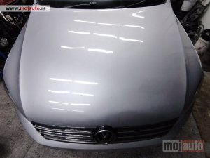 Glavna slika -  Pasat b7 hauba kod boje LAR9Z Originalni delovi  Moguca ugradnja delova  Alfa Romeo 147-156-166-159-GT-MiTo-Giulietta Fiat bravo 2 - croma -grande punto -multipla 2 -punto 3 -stilo-idea Freemont Panda 3 500L 500 Lancia ypsilon-delta-musa-lybra Volkswagen - MojAuto