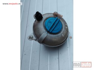 Glavna slika -  Audi a3 v8 1.6 105 ks posuda za rashladnu tečnost Originalni delovi  Moguca ugradnja delova  Alfa Romeo 147-156-166-159-GT-MiTo-Giulietta Fiat bravo 2 - croma -grande punto -multipla 2 -punto 3 -stilo-idea Freemont Panda 3 500L 500 Lancia ypsilon-delta-mu - MojAuto