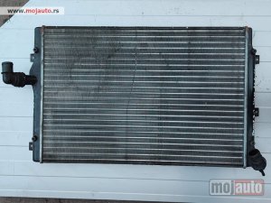 Glavna slika -  Pasat b7 hladnjak vode 2.0 TDI 140 KS Originalni delovi  Moguca ugradnja delova  Alfa Romeo 147-156-166-159-GT-MiTo-Giulietta Fiat bravo 2 - croma -grande punto -multipla 2 -punto 3 -stilo-idea Freemont Panda 3 500L 500 Lancia ypsilon-delta-musa-lybra Vol - MojAuto