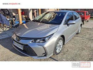 Glavna slika - Toyota Corolla luna  - MojAuto
