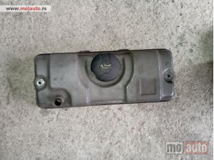 Glavna slika -  Poklopac ventila za Peugeot 207 - MojAuto