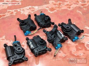 Glavna slika -  Pasat b7 motorici Klapne grejanja Originalni delovi  Moguca ugradnja delova  Alfa Romeo 147-156-166-159-GT-MiTo-Giulietta Fiat bravo 2 - croma -grande punto -multipla 2 -punto 3 -stilo-idea Freemont Panda 3 500L 500 Lancia ypsilon-delta-musa-lybra Volkswa - MojAuto