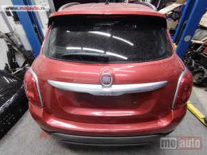 Glavna slika -  Fiat 500x Cross gepek vrata zadnji kod boje 831 - MojAuto