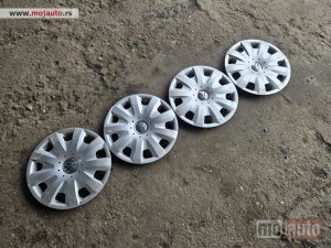 Glavna slika -  Ratkapne 15Coli Volkswagen Ogiginalne Odlicne - MojAuto