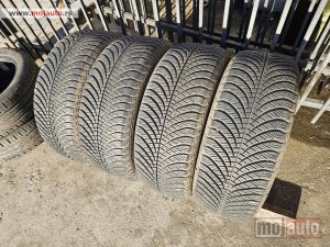 Glavna slika -  205-60-15 Goodyear kao nove odlicne m+s - MojAuto