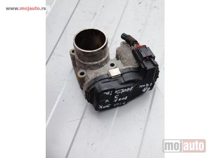 Glavna slika -  Fiat 500x klapna gasa 1. 4 multiair 140 ks Originalni delovi  Moguca ugradnja delova  Alfa Romeo 147-156-166-159-GT-MiTo-Giulietta Fiat bravo 2 - croma -grande punto -multipla 2 -punto 3 -stilo-idea Freemont Panda 3 500L 500 500x Lancia ypsilon-delta-musa - MojAuto