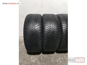 polovni delovi  3551. Gume CONTINENTAL 17-ice, ZIMSKE 225/45, Šara 6 mm, DOT 3223