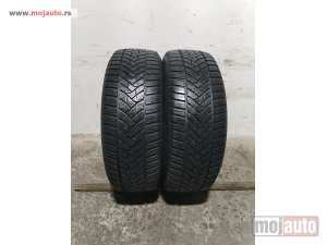 polovni delovi  3557. Gume DUNLOP 16-ice, ZIMSKE 205/60, Šara 7,1 mm, DOT 4220