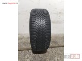 polovni delovi  3546. Guma FALKEN 17-ica, ZIMSKA 215/50, Šara 7.0 mm, DOT 2222