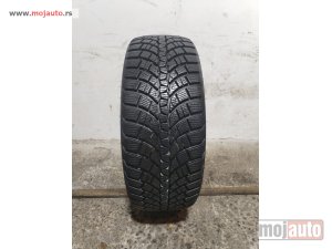 polovni delovi  3545. Guma KUMHO 17-ica, ZIMSKA 215/45, Šara 9.0 mm, DOT 2223