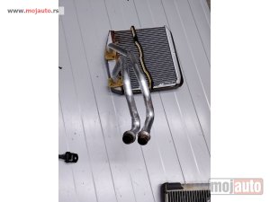 Glavna slika -  Fiat 500x hladnjak vode u kabini Originalni delovi  Moguca ugradnja delova  Alfa Romeo 147-156-166-159-GT-MiTo-Giulietta Fiat bravo 2 - croma -grande punto -multipla 2 -punto 3 -stilo-idea Freemont Panda 3 500L 500 500x Lancia ypsilon-delta-musa-lybra Vol - MojAuto