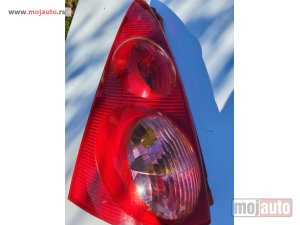 polovni delovi  Stop lampa Peugeot 107