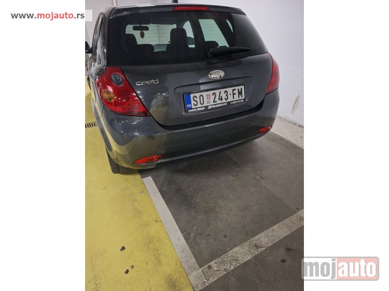 Glavna slika - Kia Ceed 1.4 16v  - MojAuto